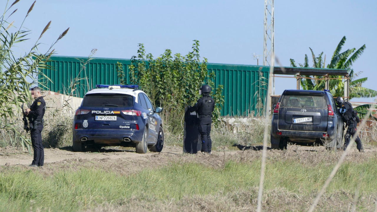La Policía Nacional en Isla Mayor/La Razón