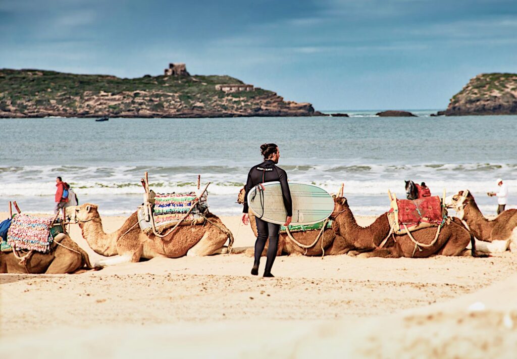 Marruecos supera a Canarias en turismo internacional. Precios bajos y seguridad, claves del cambio de ciclo.