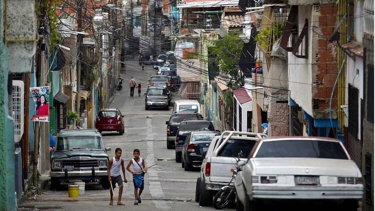 El poder real en Venezuela aún lo tiene el chavismo armado no los venezolanos