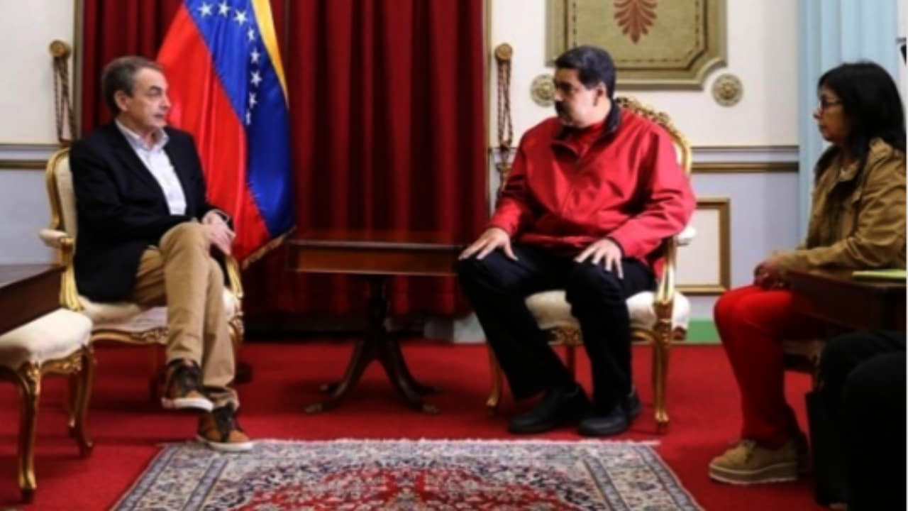 Hazte Oír se querella contra Zapatero por colaborar ‘con la estructura criminal de Maduro’