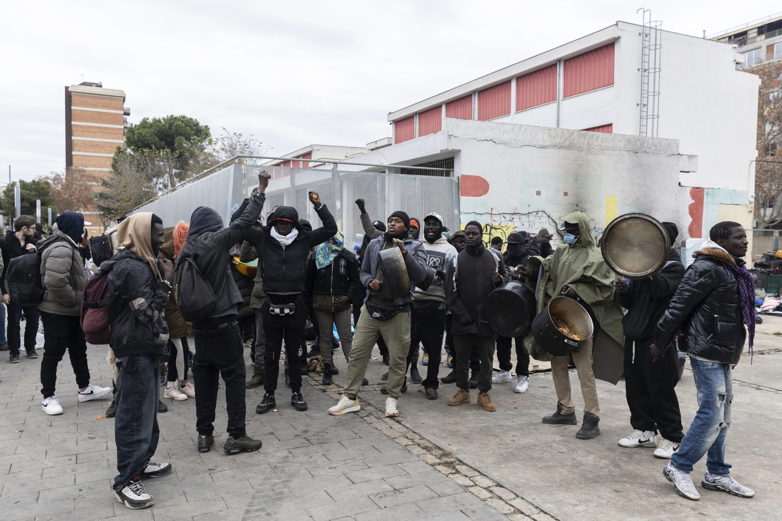 La Generalitat declara la guerra a los okupas blindando las viviendas públicas con sistemas de alta seguridad