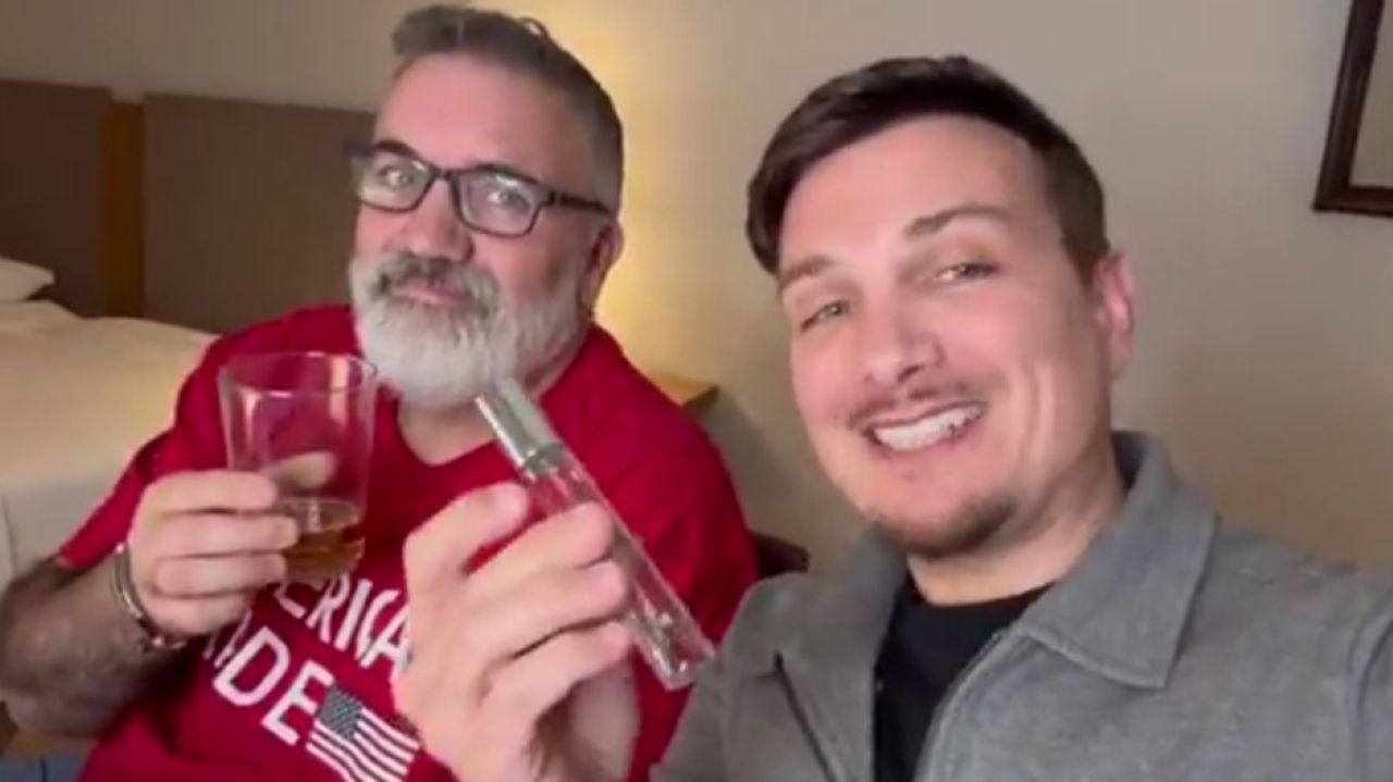 David Santos y Raúl 'Encabronao' en X