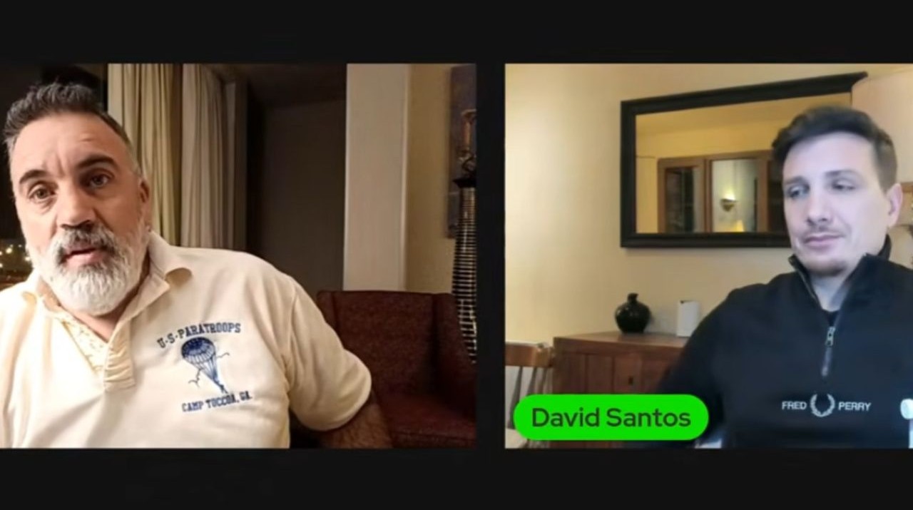 ‘Murciano Encabronao’ y David Santos denuncian el autoritarismo encubierto de las “mascotas de los políticos”