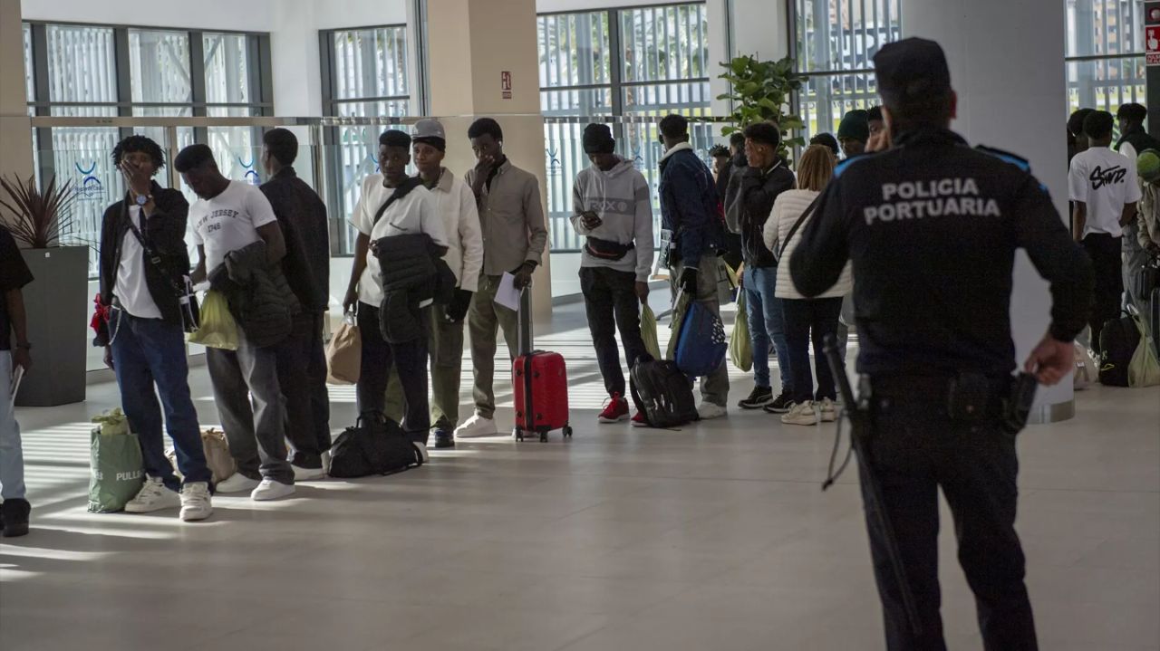 Colapso en el CETI de Ceuta por llegada masiva de ilegales desde Marruecos y Sudán