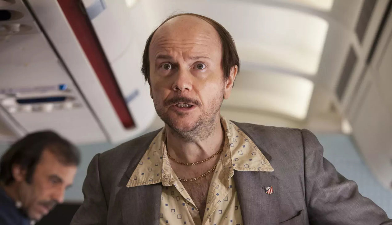 Santiago Segura incendia la precampaña con una canción que promete paguitas y desata la tormenta antes del estreno de Torrente Presidente