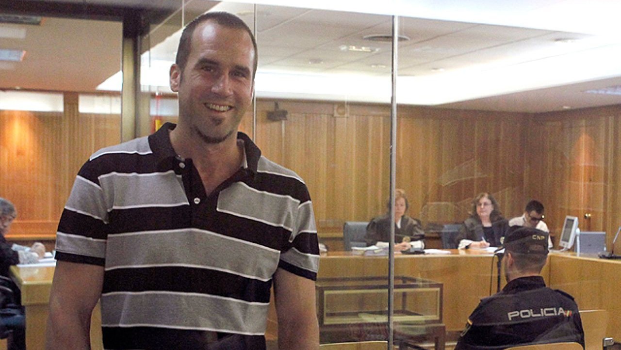 El sanguinario Txeroki se ríe de España gracias al PSOE/RTVE