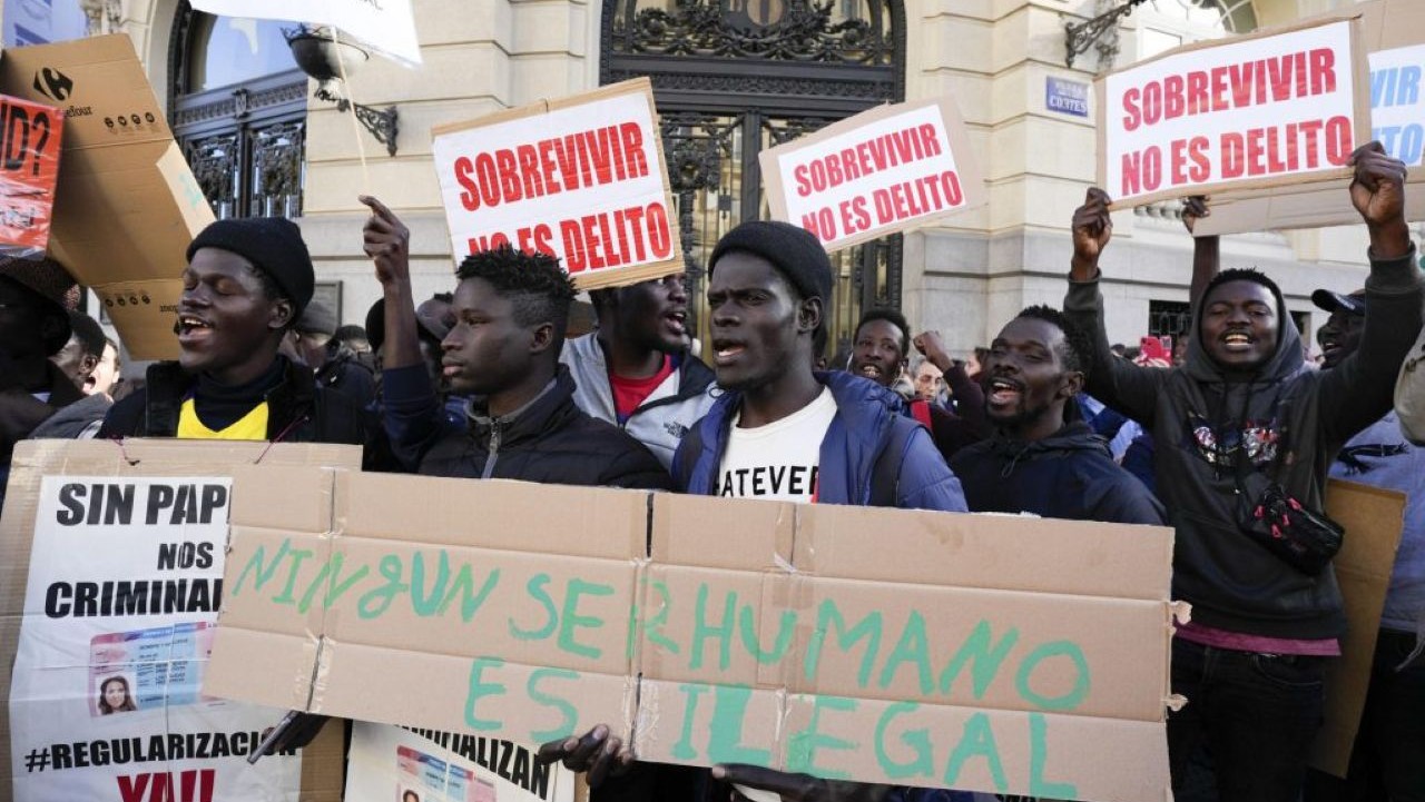 PSOE y Podemos abren las puertas de España a delincuentes extranjeros con la regularización masiva