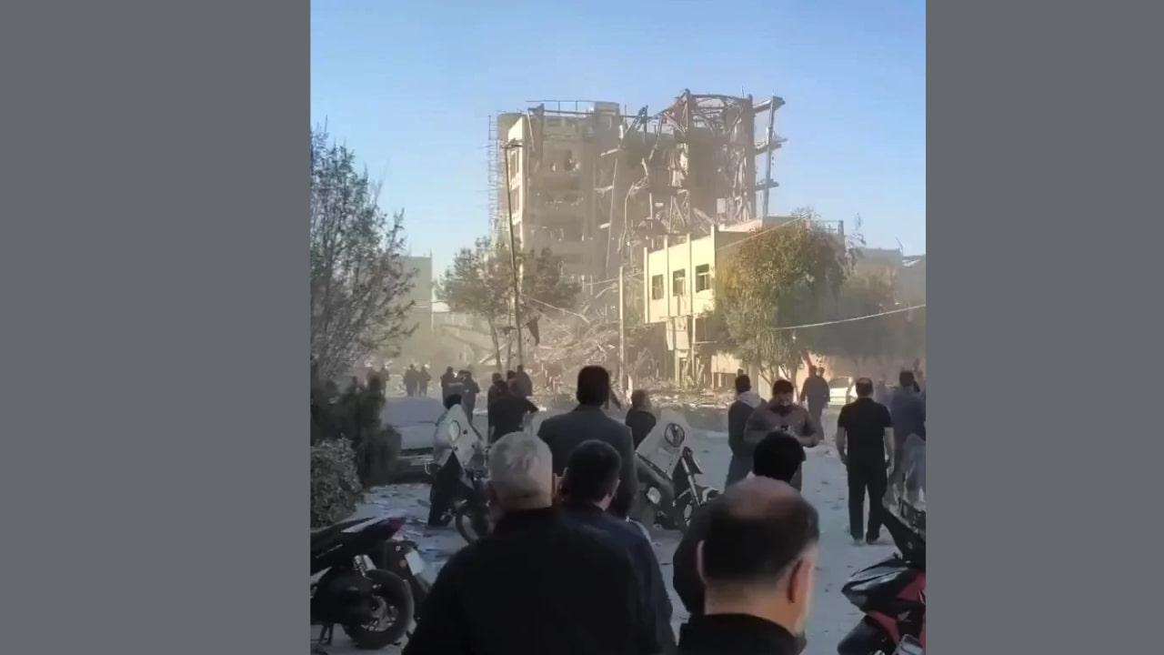 Israel anuncia la destrucción del edificio donde se reunían 88 mulás para elegir nuevo ayatolá