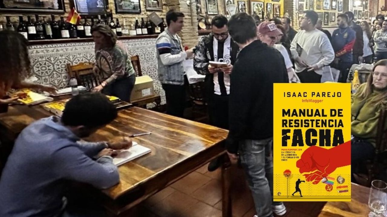 Éxito rotundo en la primera firma de libros de Isaac Parejo ‘Infovlogger’