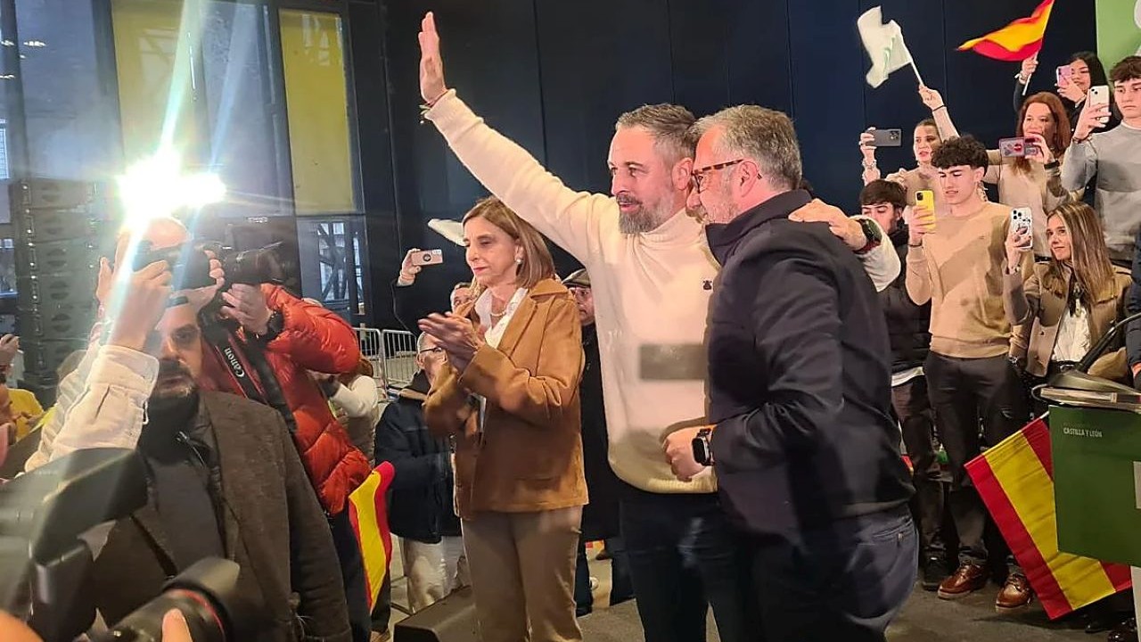 Abascal y Pollán prometen “levantar todo lo que el bipartidismo ha destruido” en Castilla y León  