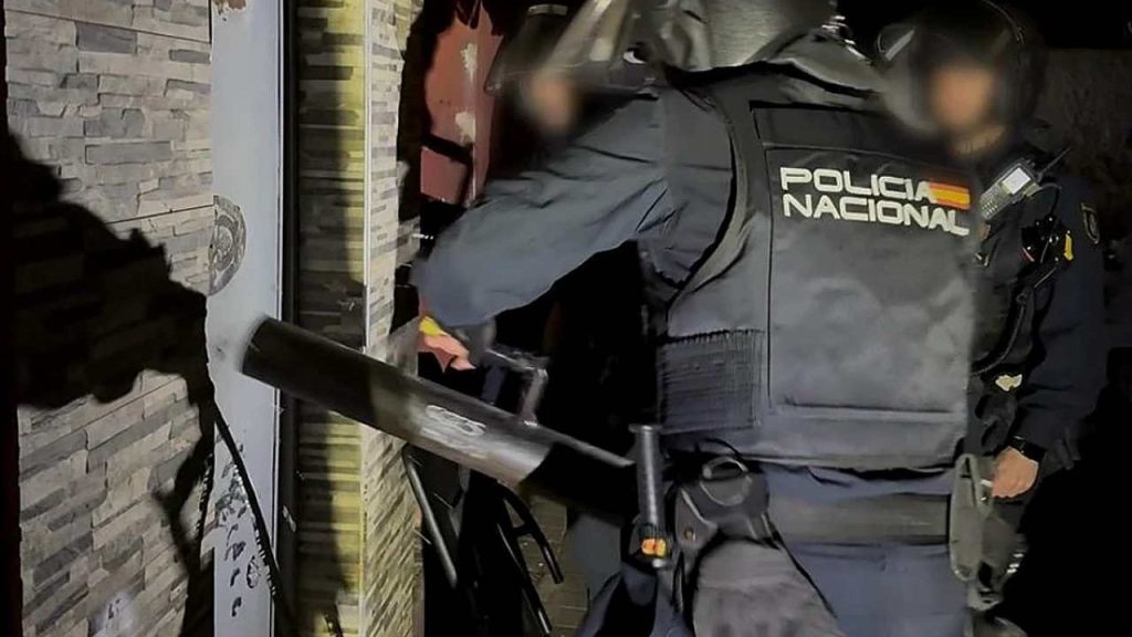 Cae una narcored que transportaba droga en ‘caletas’ en la Región de Murcia