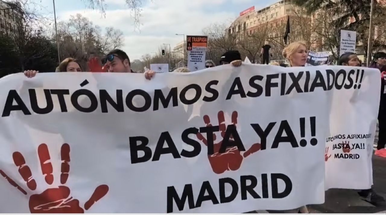 Manifestación de autónomos en Madrid/LA BANDERA