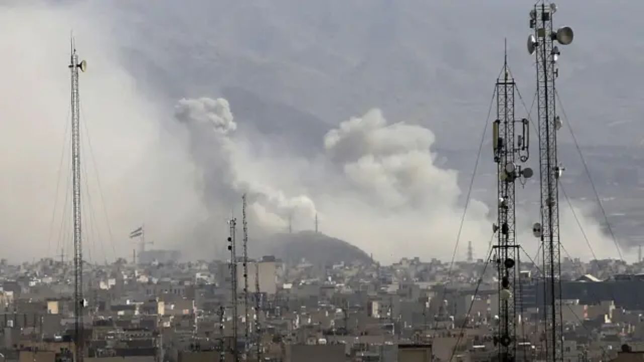 El Gobierno de Sánchez traiciona a Occidente y se alinea con el terrorismo iraní al rechazar el apoyo militar contra Teherán