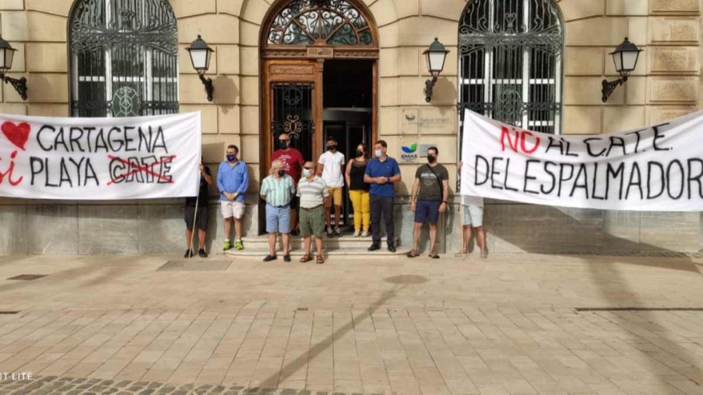 La acogida descontrolada de inmigrantes en Cartagena se dispara con gastos millonarios y conflictos vecinales