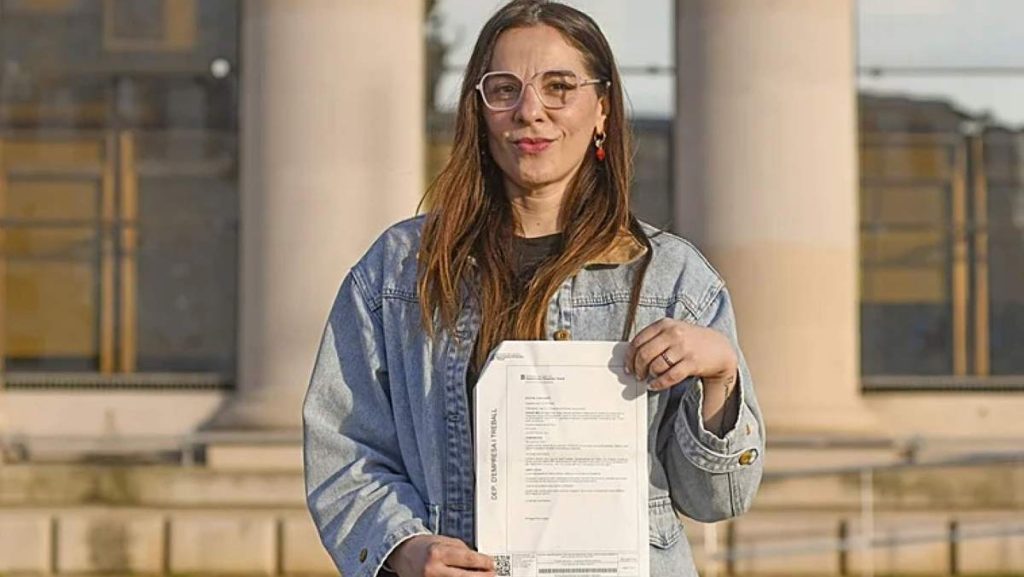 Despiden a una trabajadora social chilena por no usar el catalán con personas dependientes