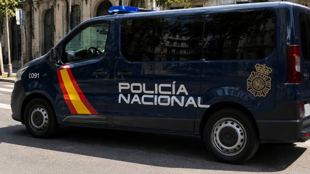 Detenido un menor marroquí tras intentar agredir con una navaja a un vigilante del Hospital de Ceuta