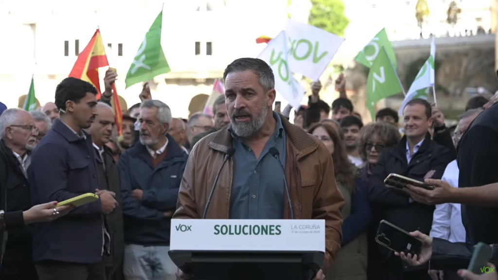 Santiago Abascal acusa a Pedro Sánchez de recurrir a la coacción y pide una movilización masiva el 29-N